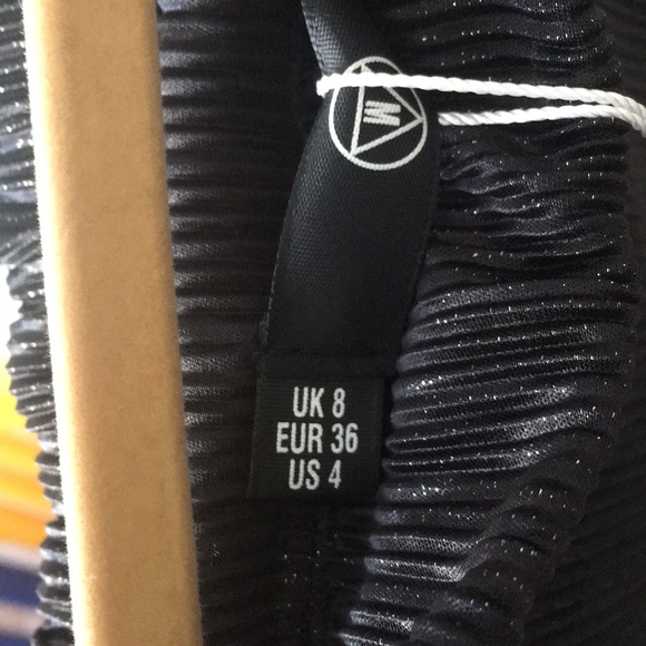 MISSGUIDED BELL SLEEVE TOP - Picture 5 of 6